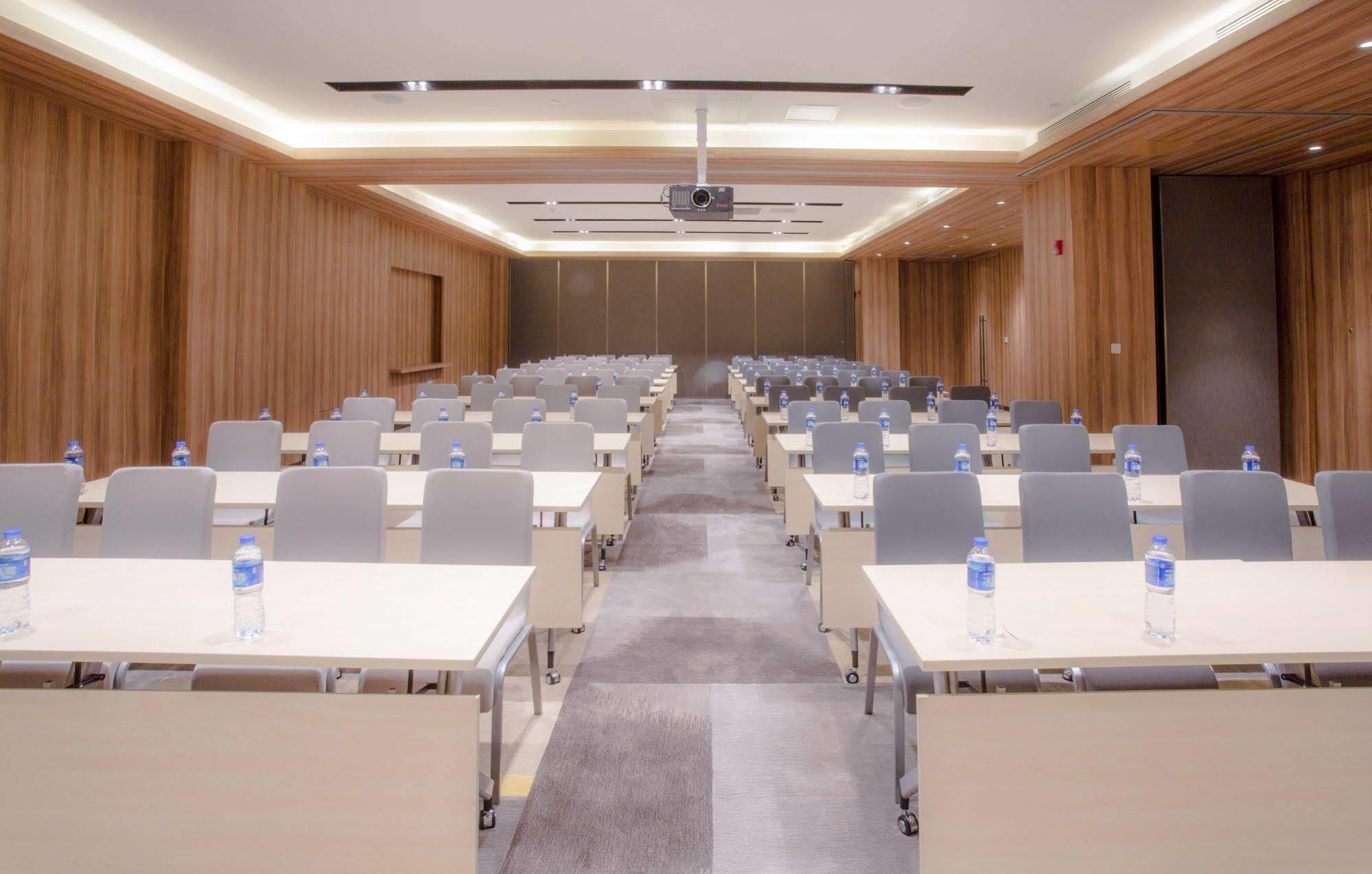 Hyatt Place Foshan Lishui Eksteriør billede